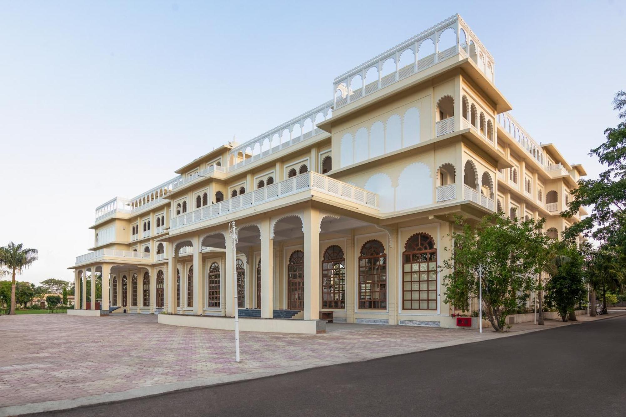 Sterling Aravalli Udaipur Dış mekan fotoğraf