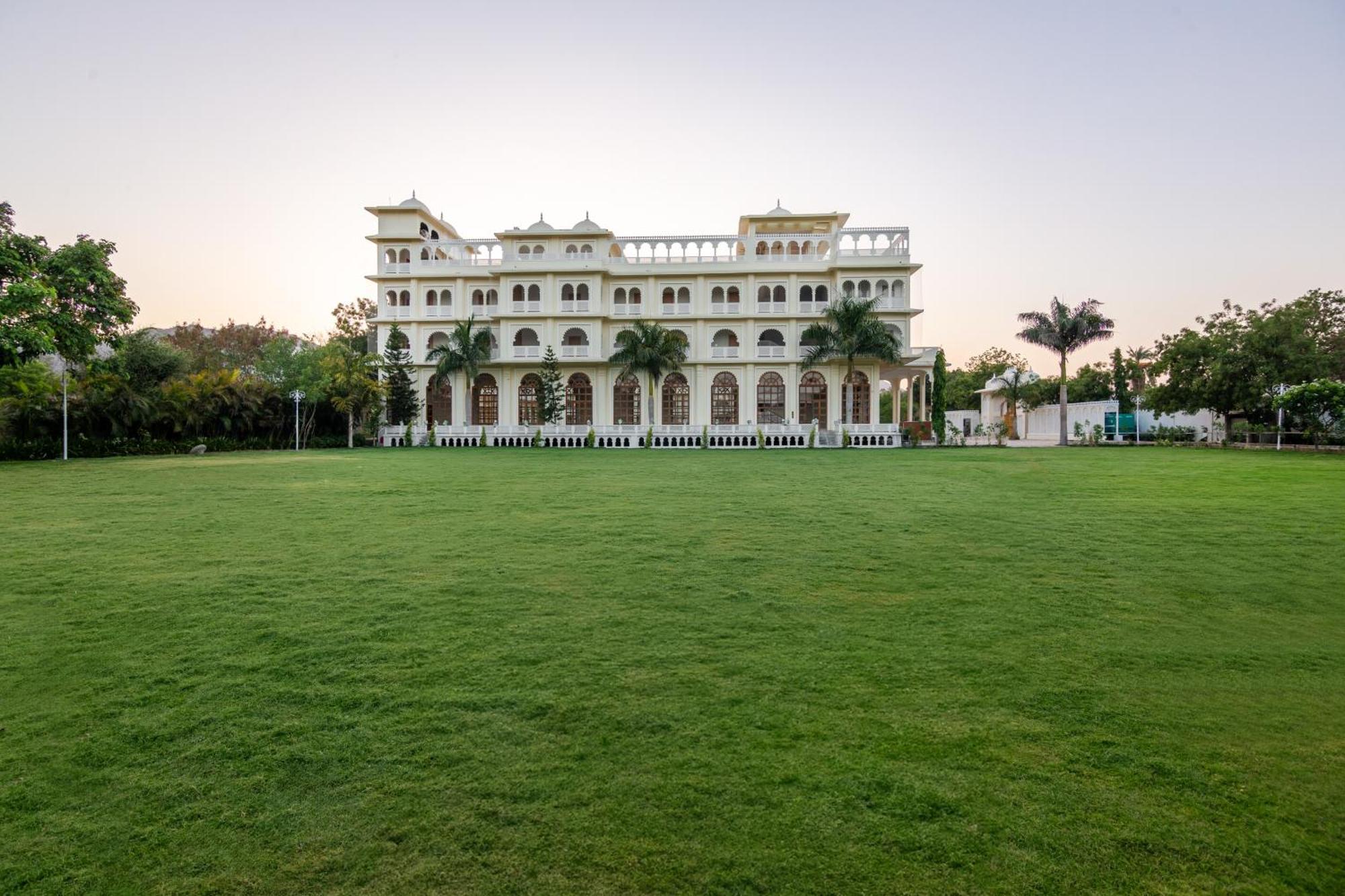 Sterling Aravalli Udaipur Dış mekan fotoğraf